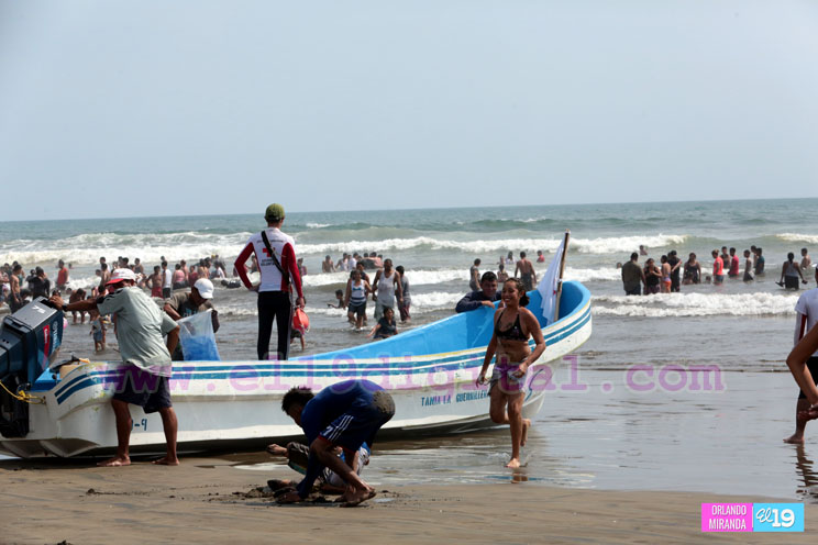 Nicas disfrutan de paz y tranquilidad en playas del pa&iacute;s